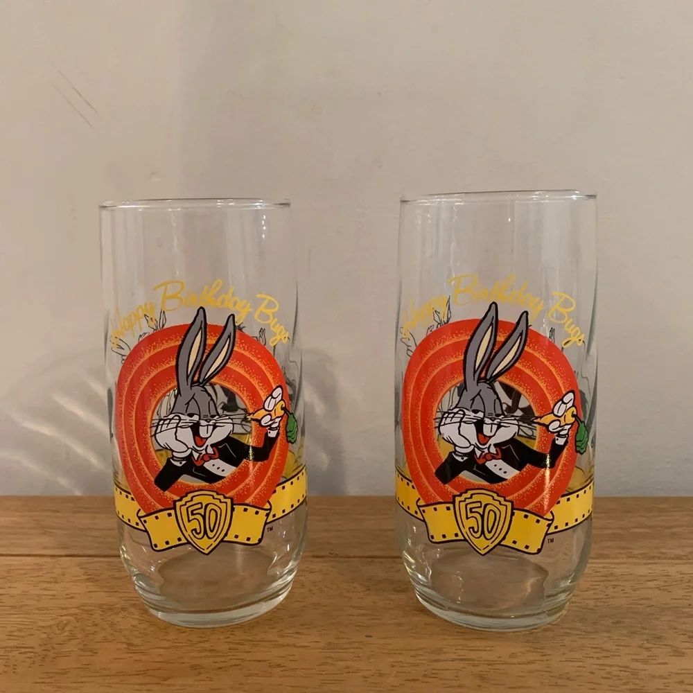 Warner Bros. Looney Tunes Happy Birthday Bugs Bunny Set Of Two Glasses 1990